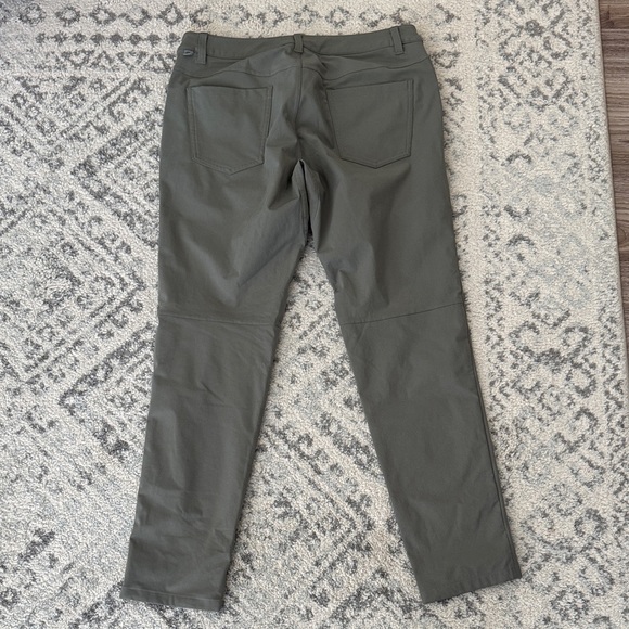Lululemon Abc pant 32x32 - Picture 2 of 2